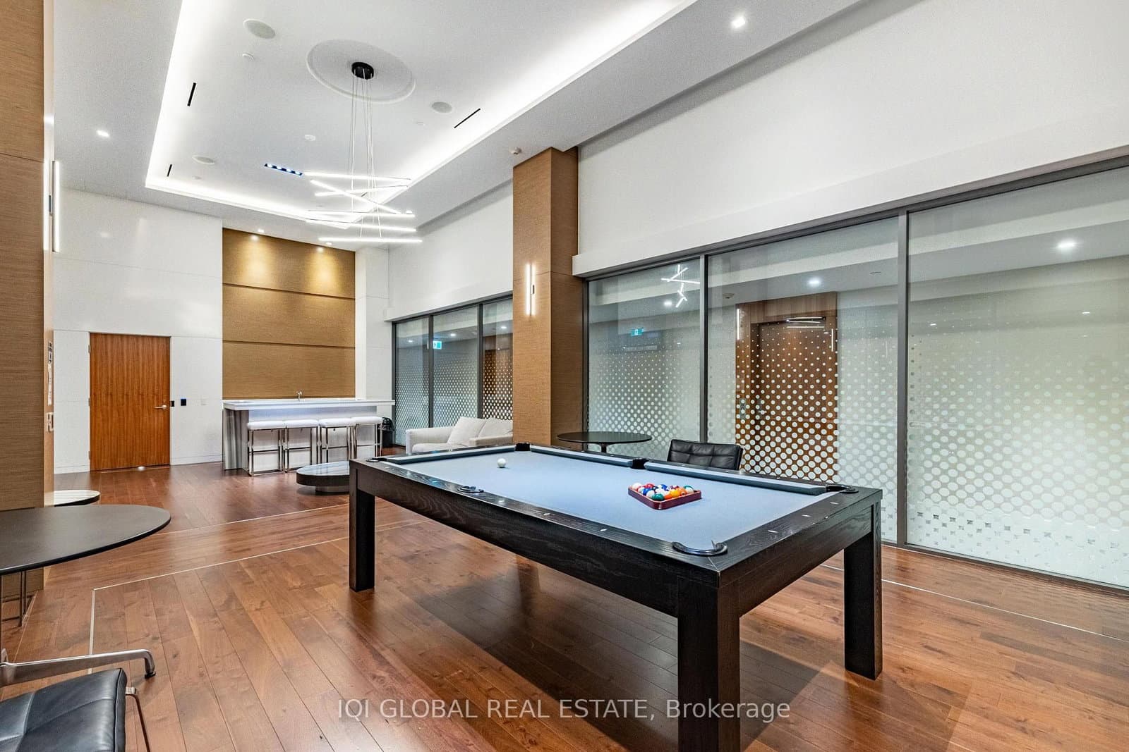 15 Queens Quay Street E, Unit 2205 thumbnail 25
