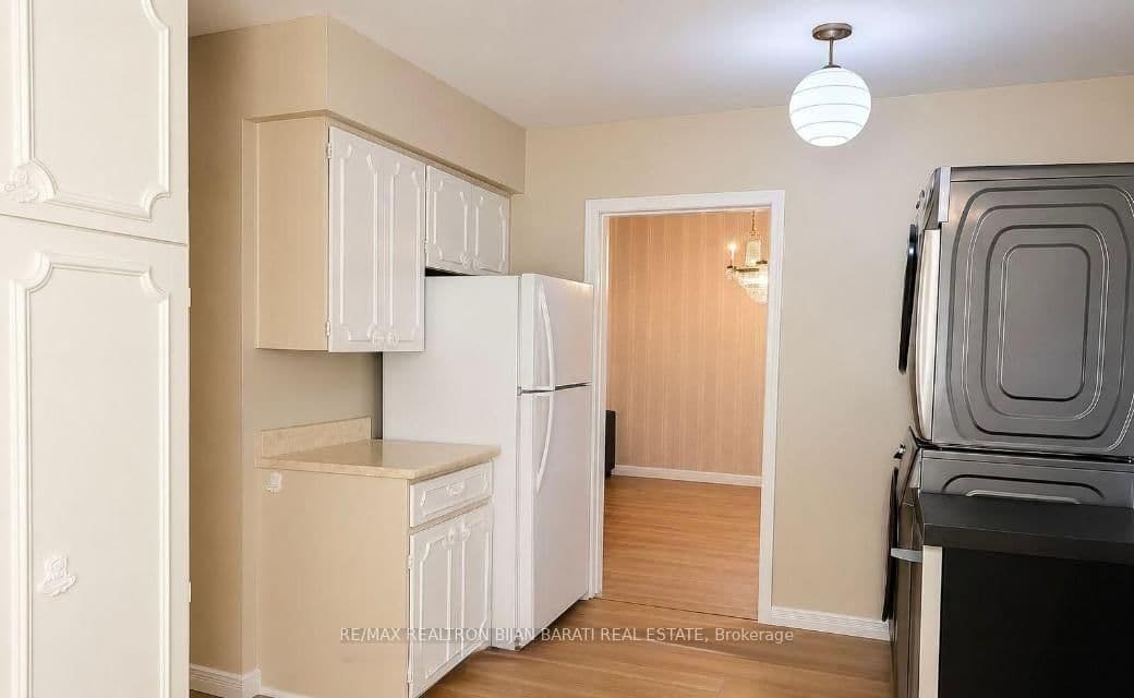 33 Sumner Heights Drive thumbnail 9