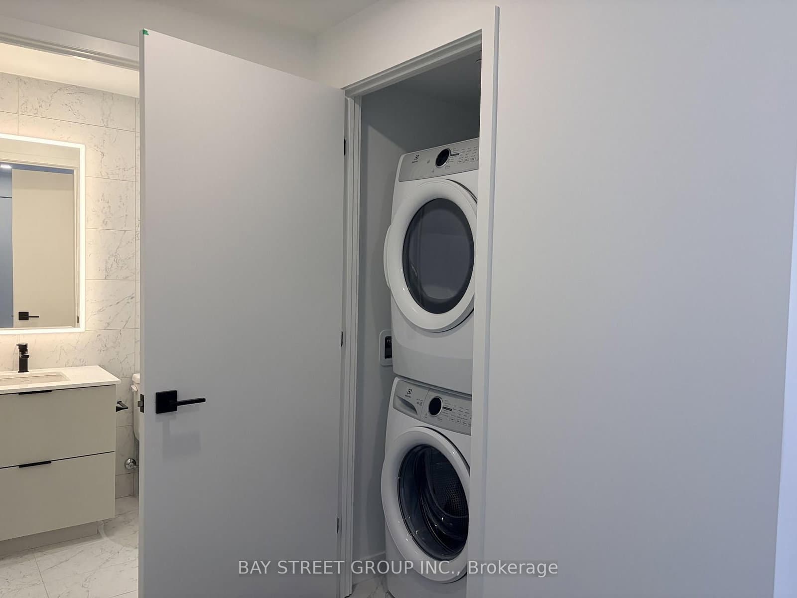 609 Sherbourne Street, Unit 4601 thumbnail 20