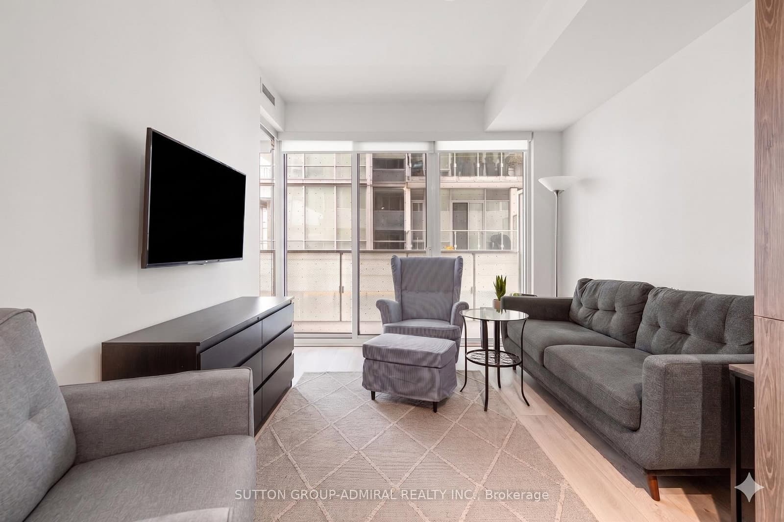 15 Queens Quay E, Unit 208 thumbnail 11