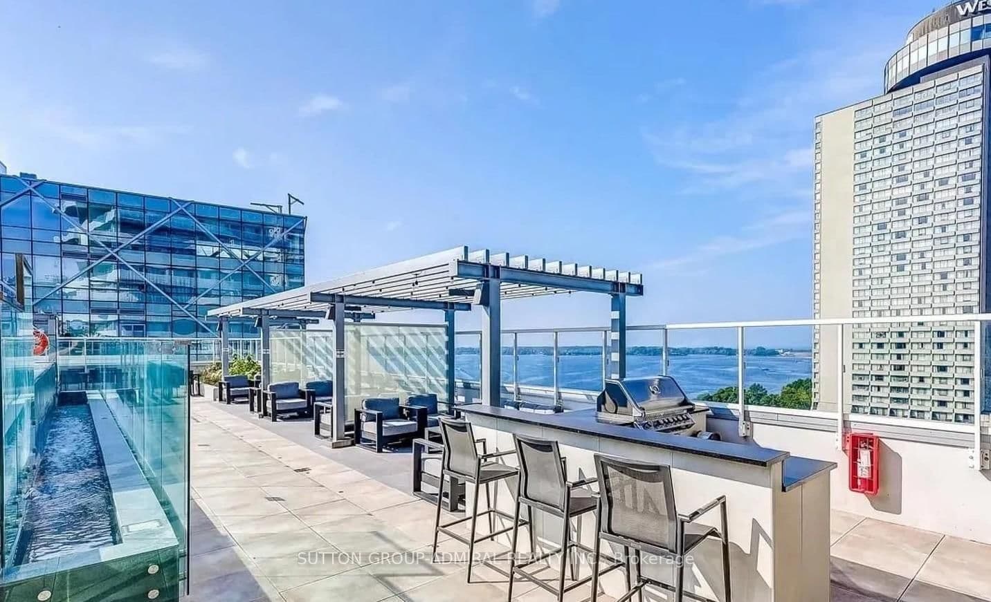15 Queens Quay E, Unit 208 thumbnail 27