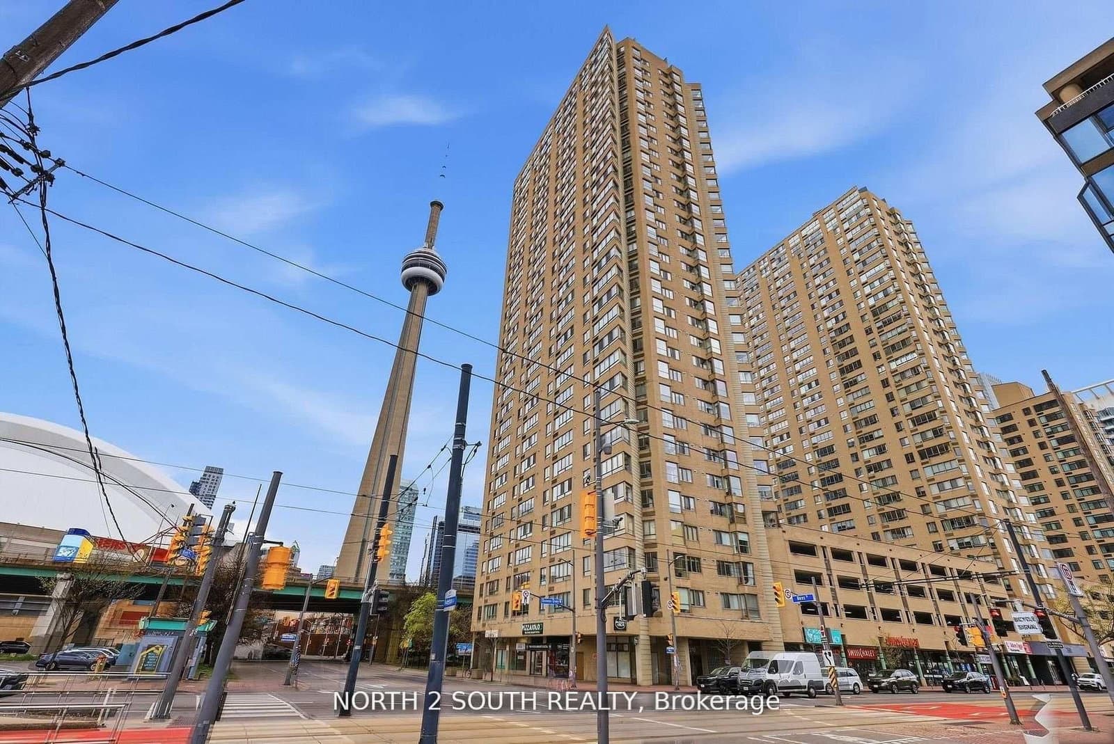 #505 - 270 Queens Quay W