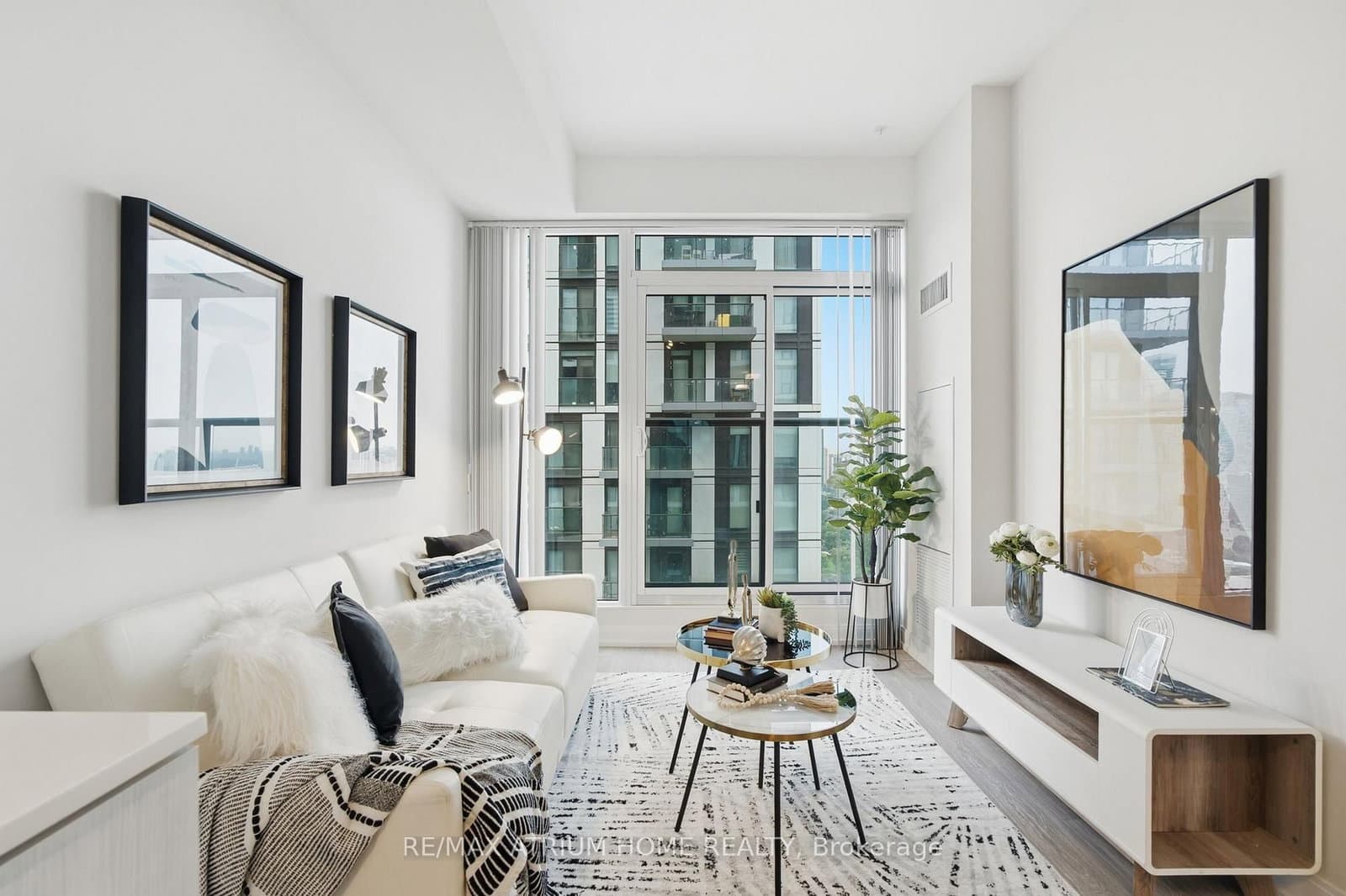 181 Dundas Street E, Unit 3601 thumbnail 12