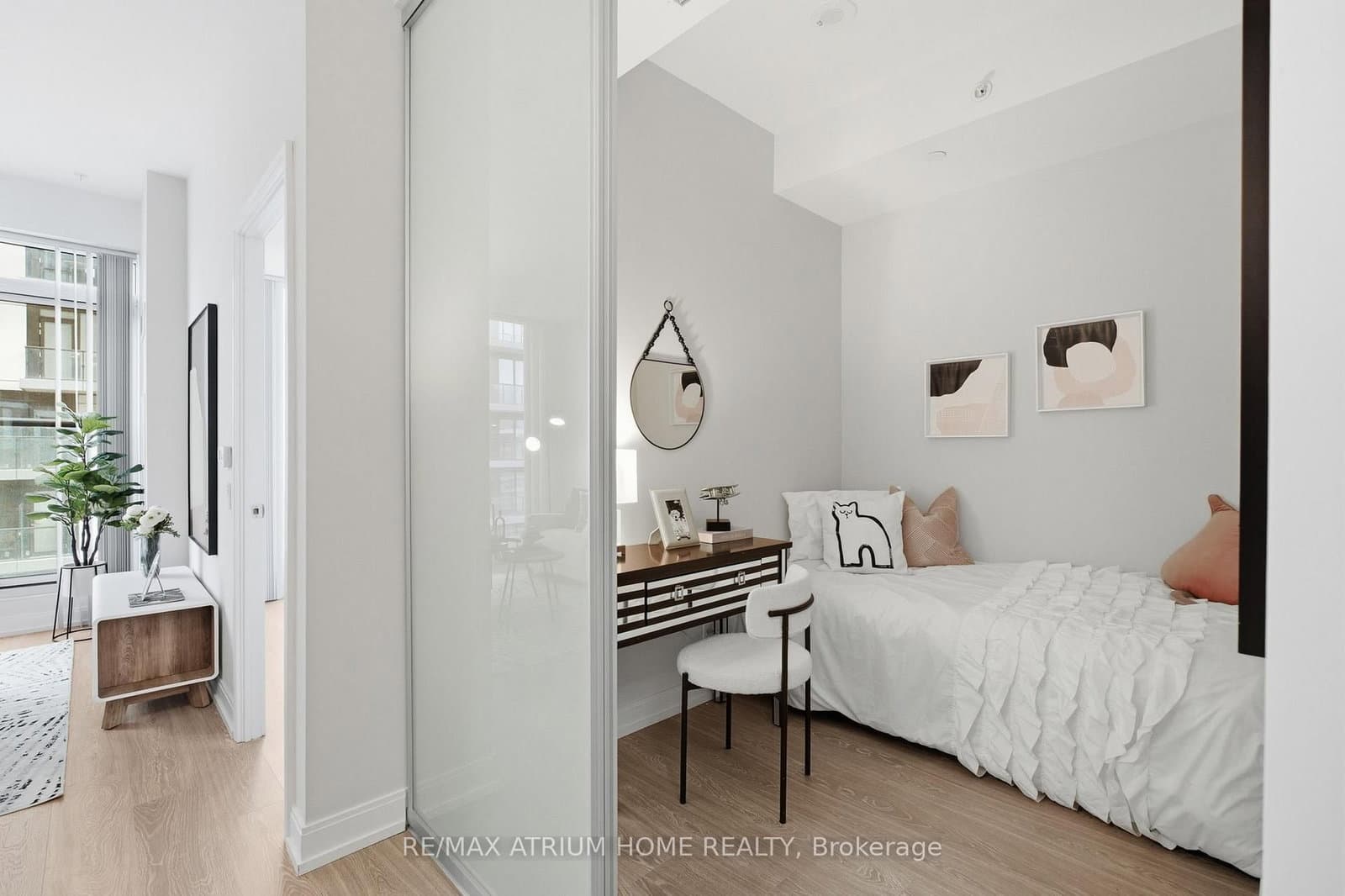 181 Dundas Street E, Unit 3601 thumbnail 19