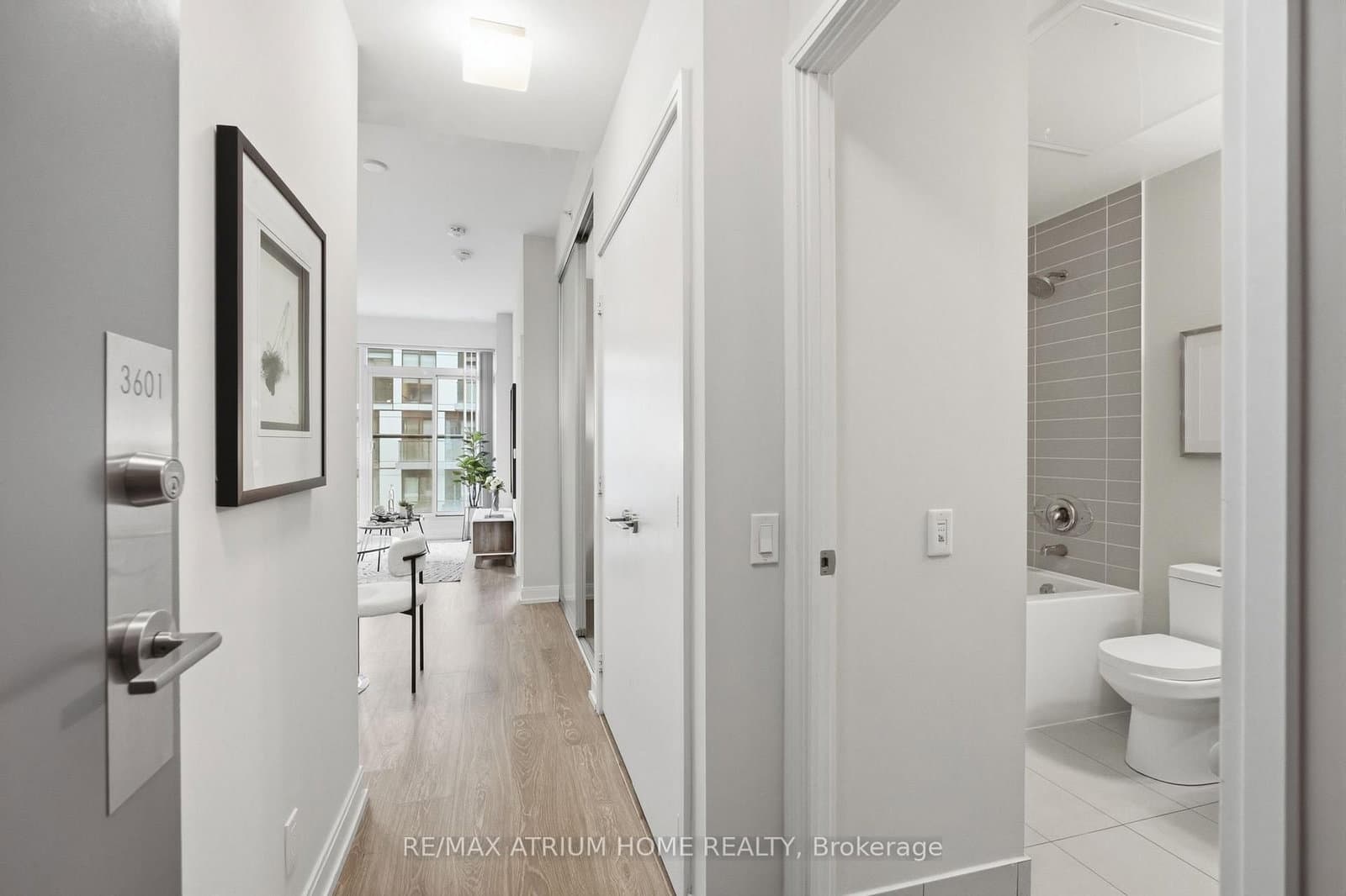 181 Dundas Street E, Unit 3601 thumbnail 5