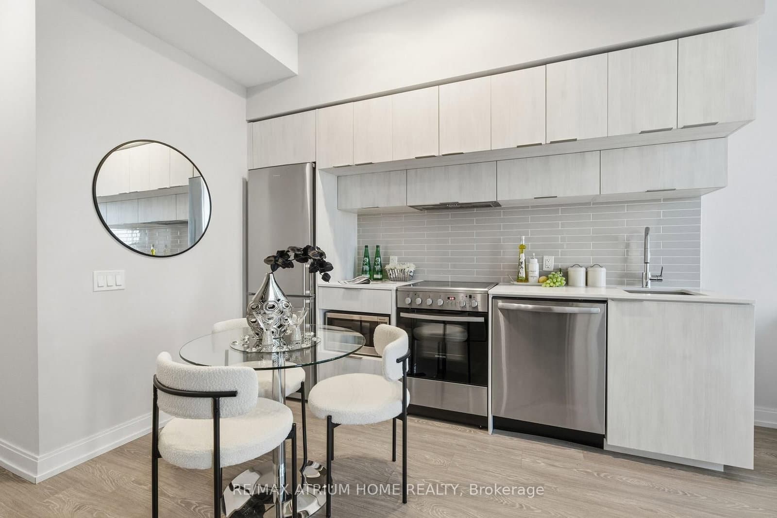 181 Dundas Street E, Unit 3601 thumbnail 9
