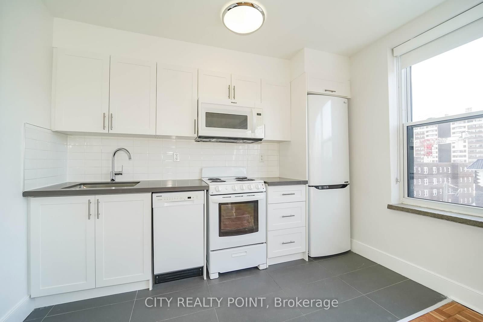 1545 Bathurst Street, Unit 202 thumbnail 8