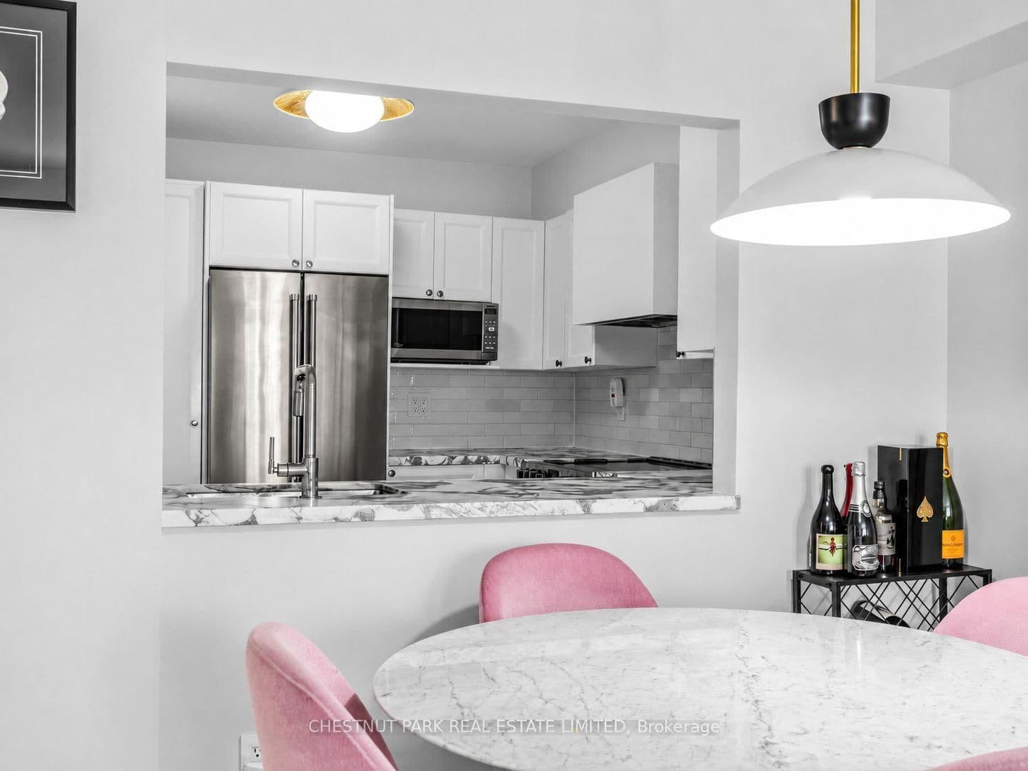1 Balmoral Avenue, Unit 505 thumbnail 5
