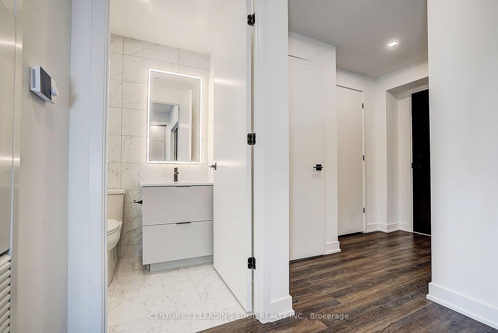 609 Sherbourne Street, Unit 4406 thumbnail 14