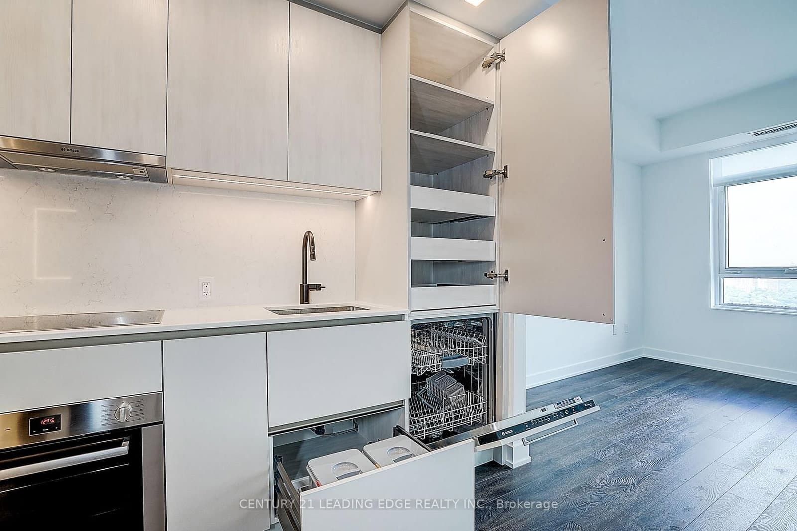609 Sherbourne Street, Unit 4406 thumbnail 19