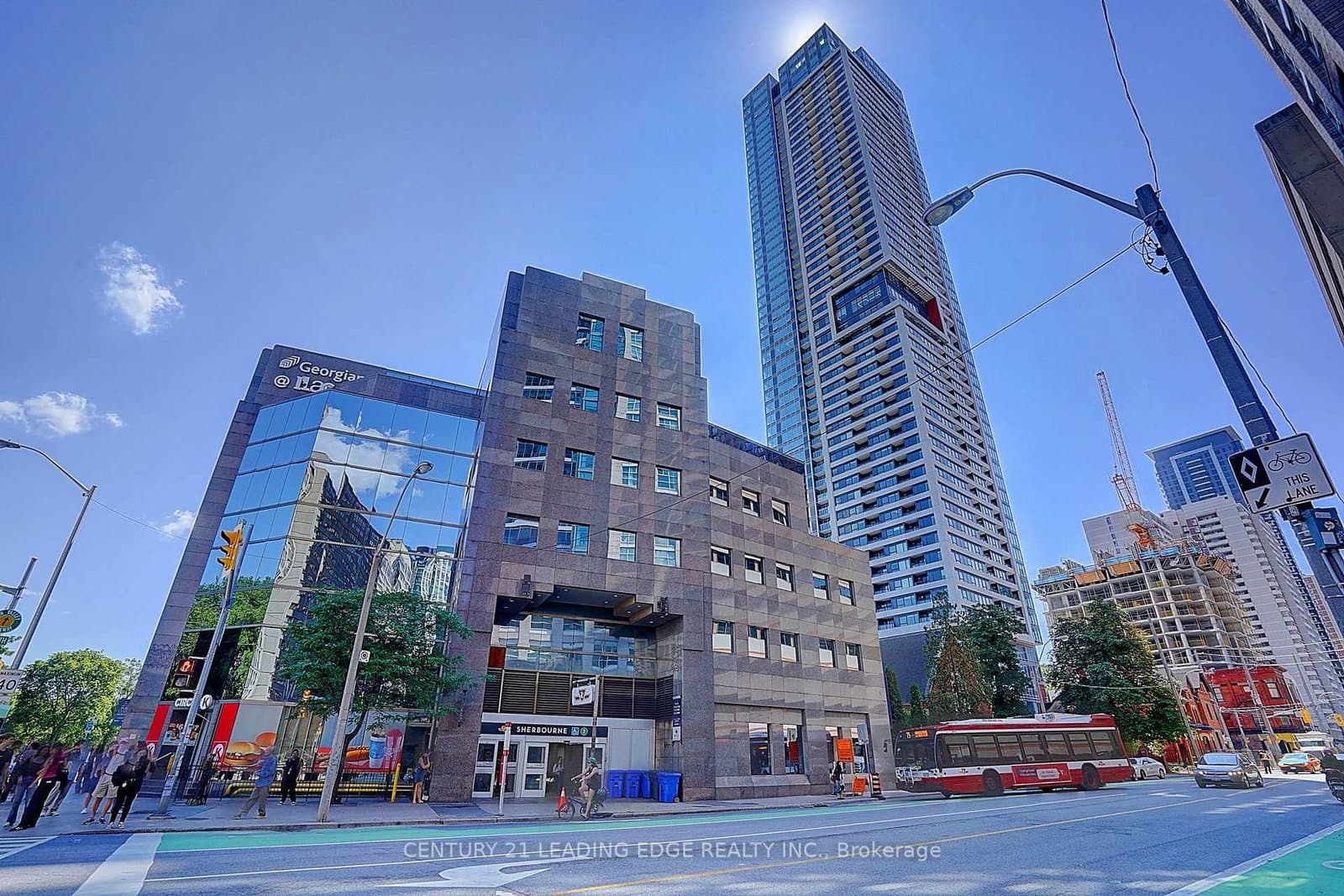 609 Sherbourne Street, Unit 4406 thumbnail 4