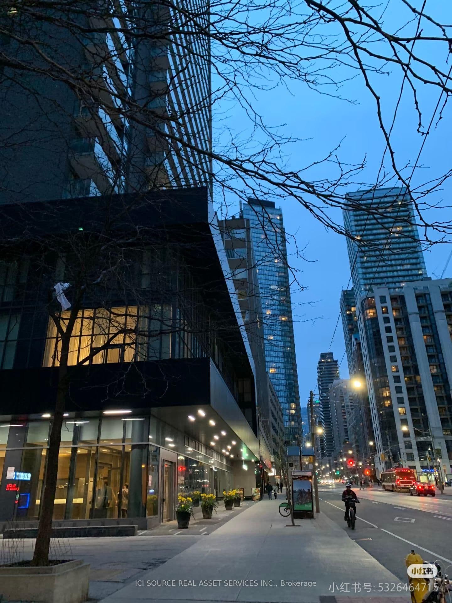 770 Bay Street, Unit 902 (shared unit) thumbnail 10
