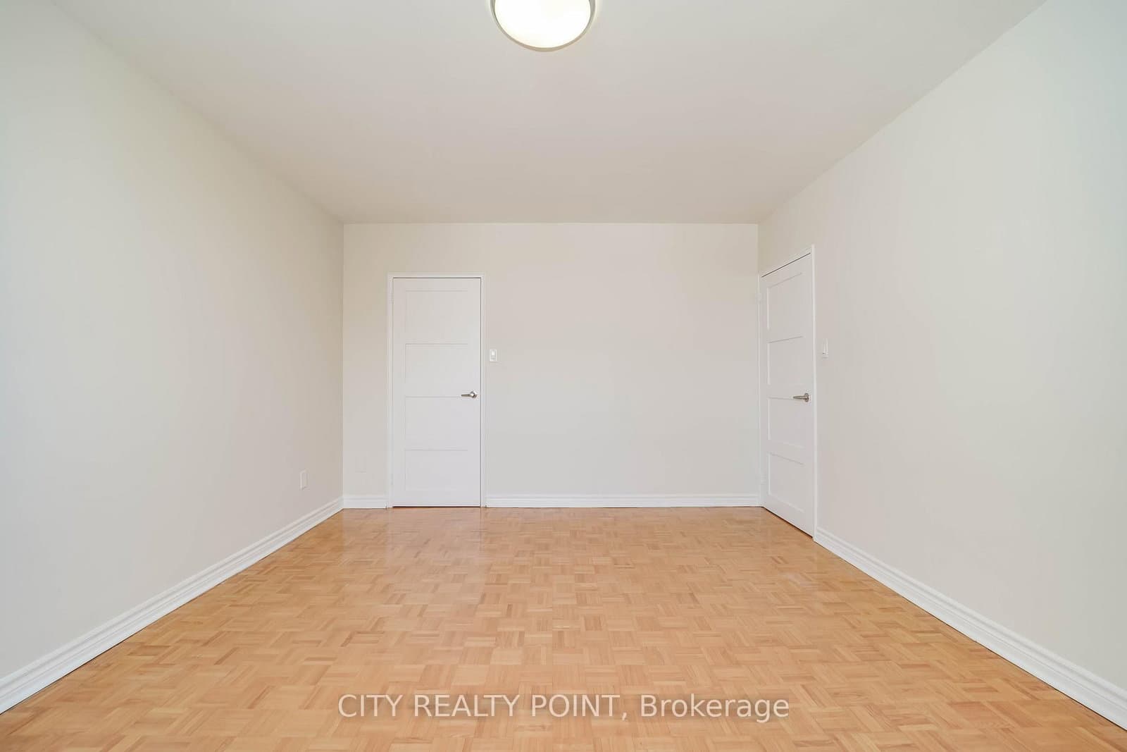 10 Shallmar Boulevard, Unit 202 thumbnail 13