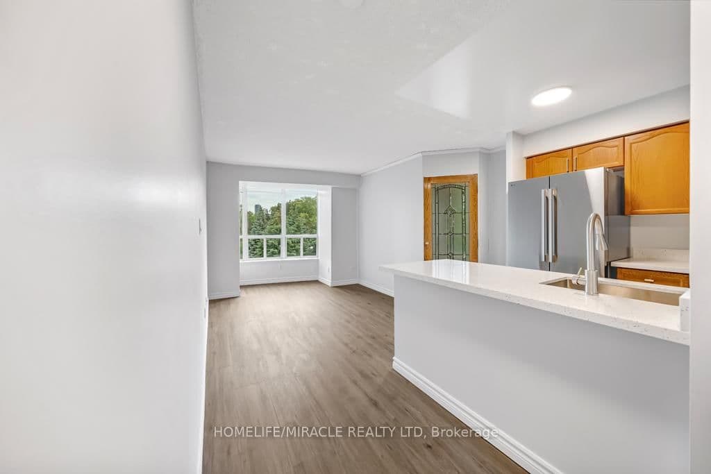 233 Beecroft Road, Unit 318 thumbnail 13