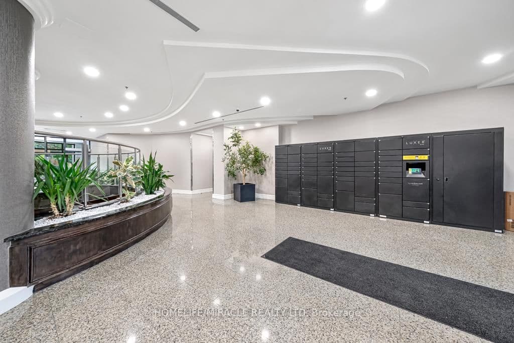 233 Beecroft Road, Unit 318 thumbnail 9