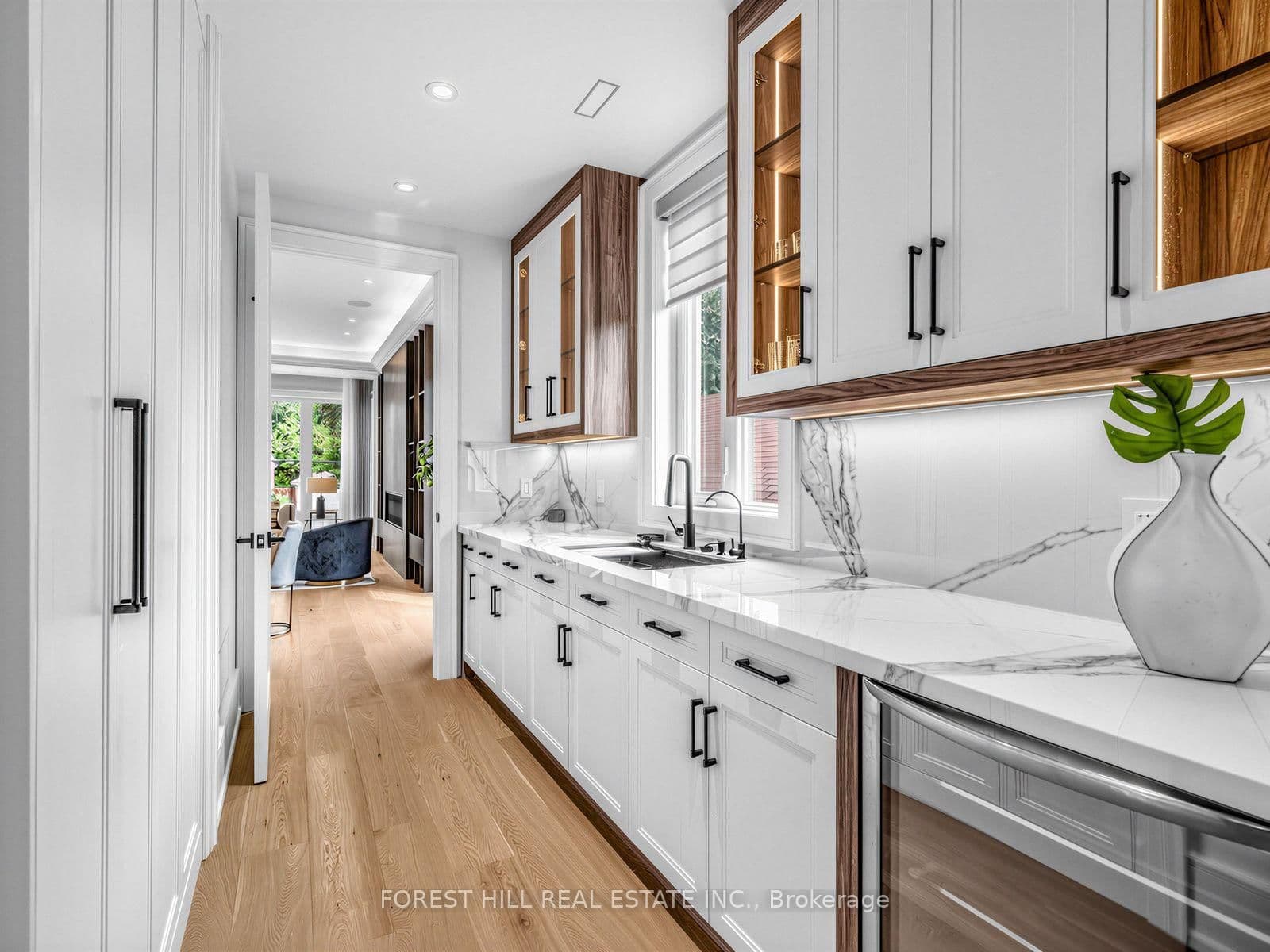 229 Florence Avenue thumbnail 16