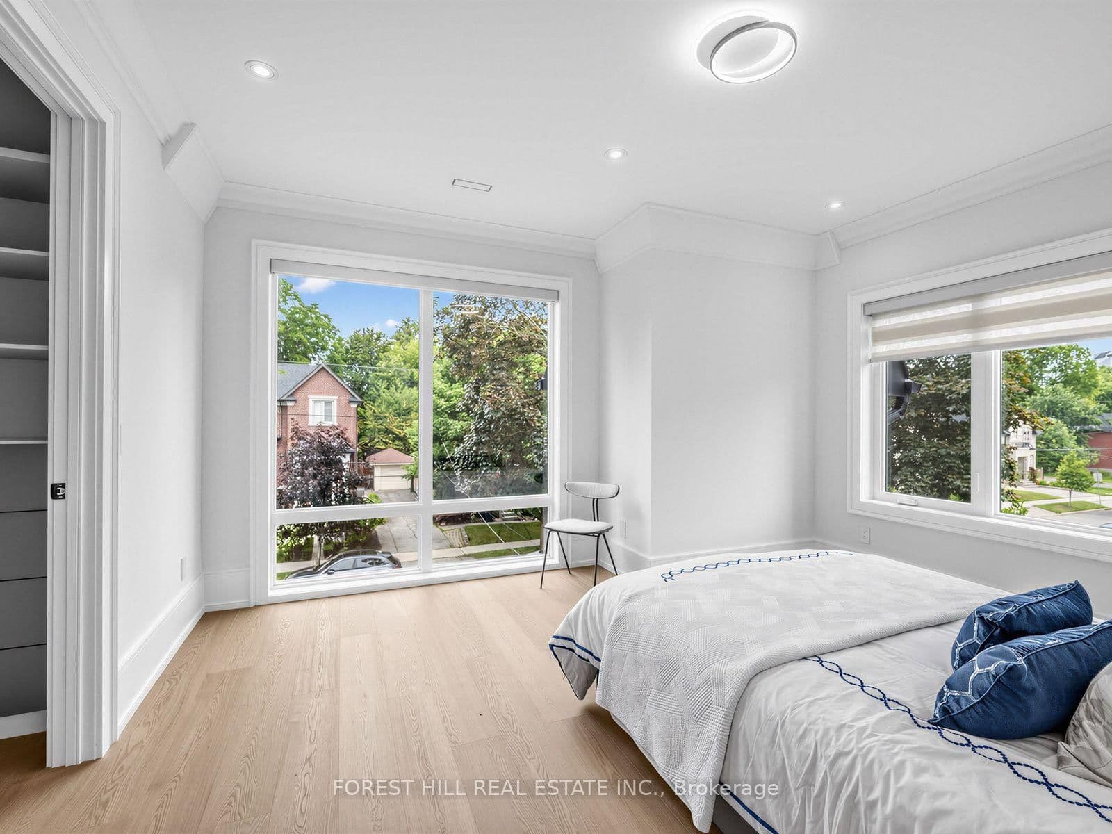 229 Florence Avenue thumbnail 32
