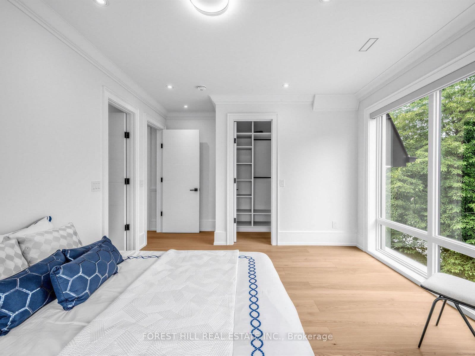 229 Florence Avenue thumbnail 33