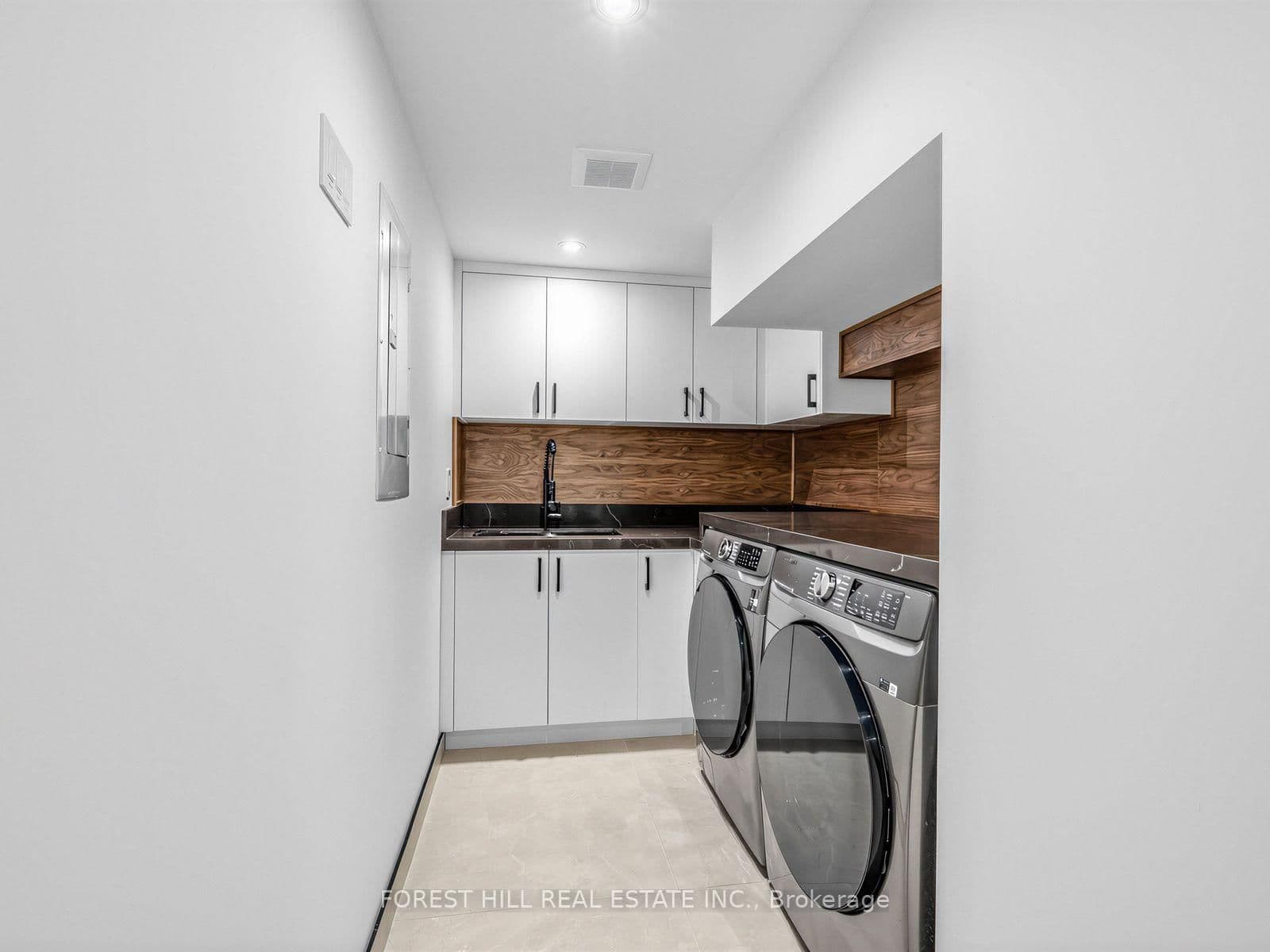 229 Florence Avenue thumbnail 41