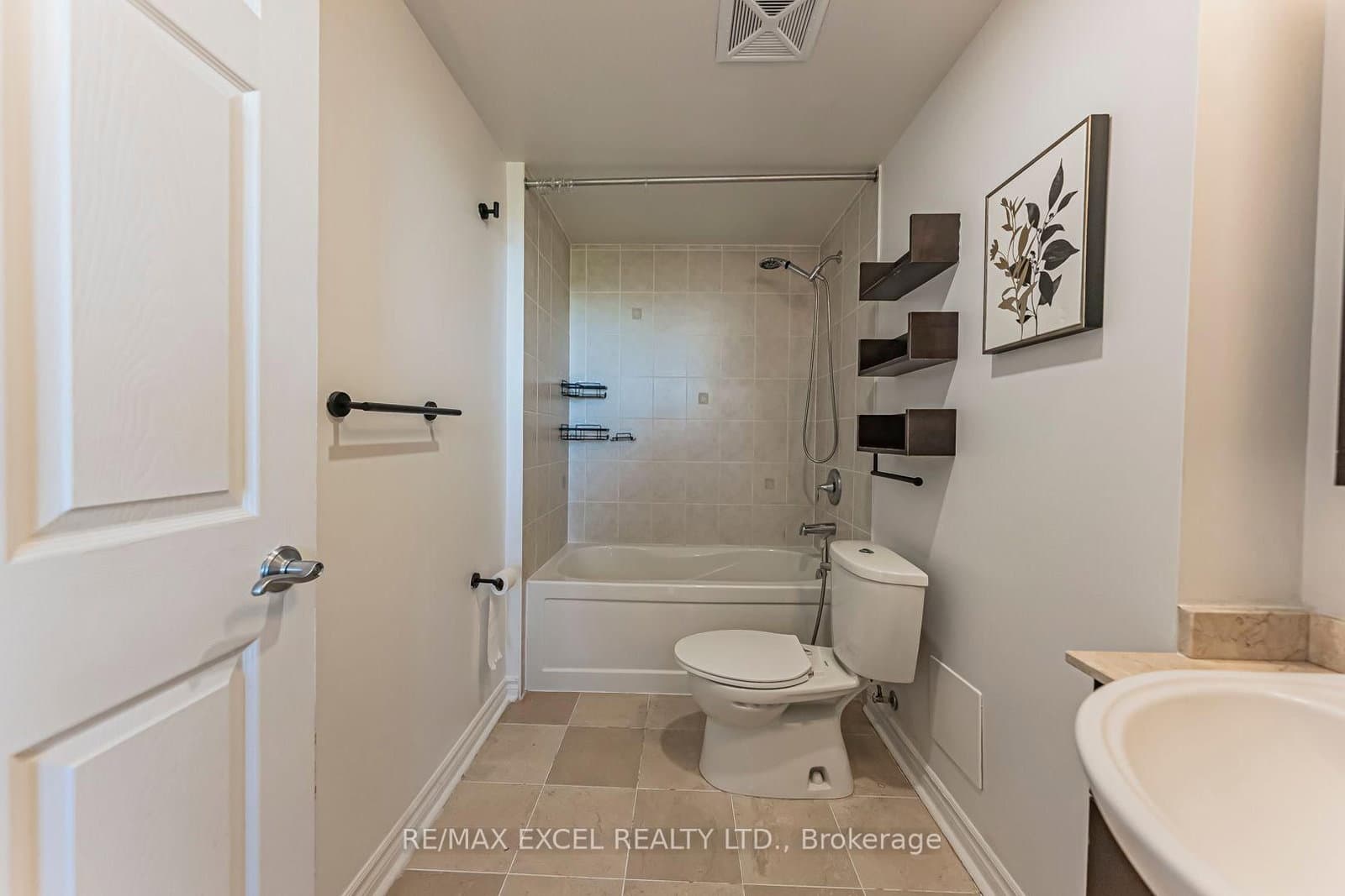 18 Holmes Avenue, Unit 2602 thumbnail 15