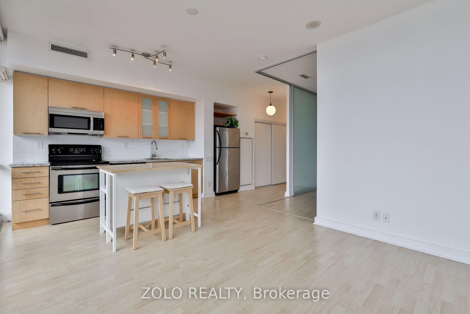 33 Mill Street, Unit 901 thumbnail 16
