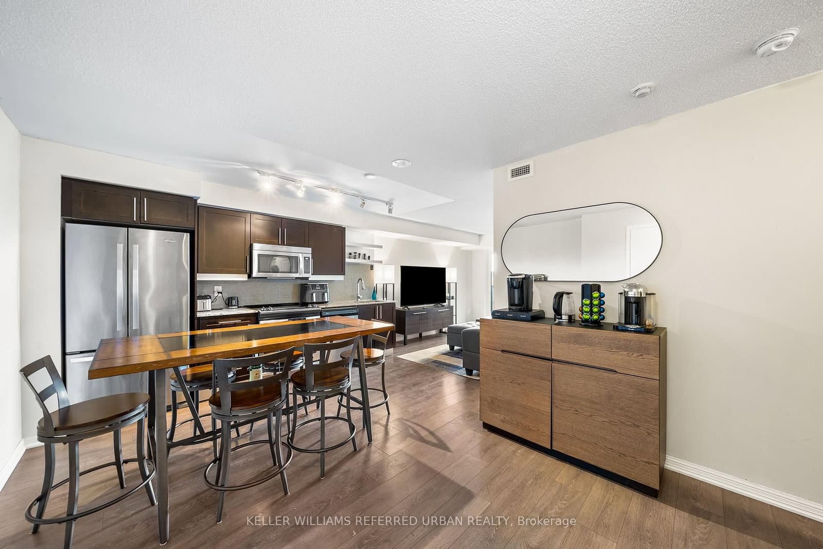 400 Adelaide Street E, Unit 1022 thumbnail 3
