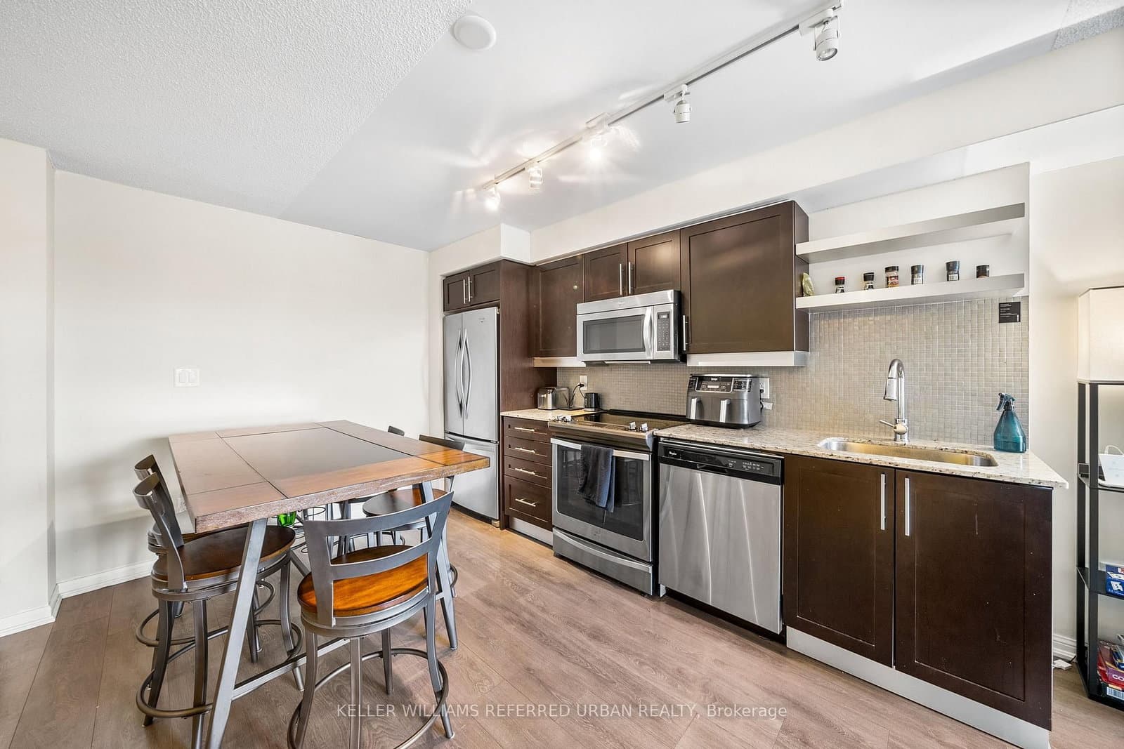 400 Adelaide Street E, Unit 1022 thumbnail 6