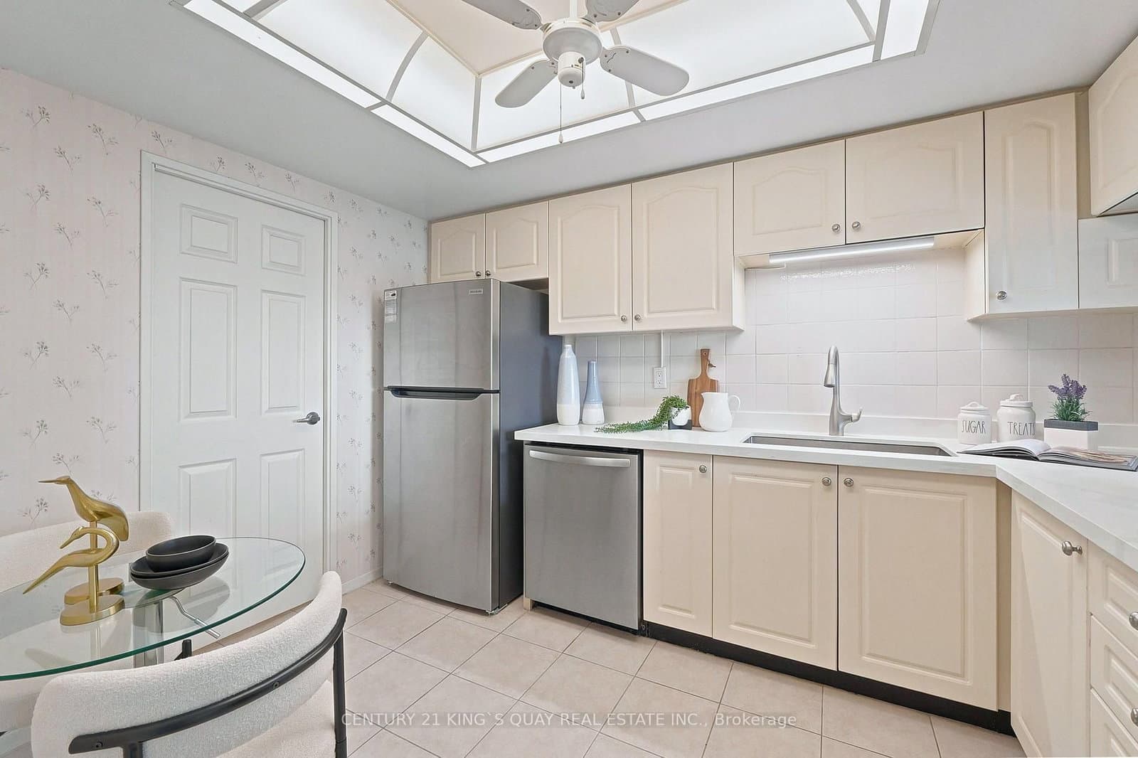 55 Skymark Drive, Unit 1908 thumbnail 8