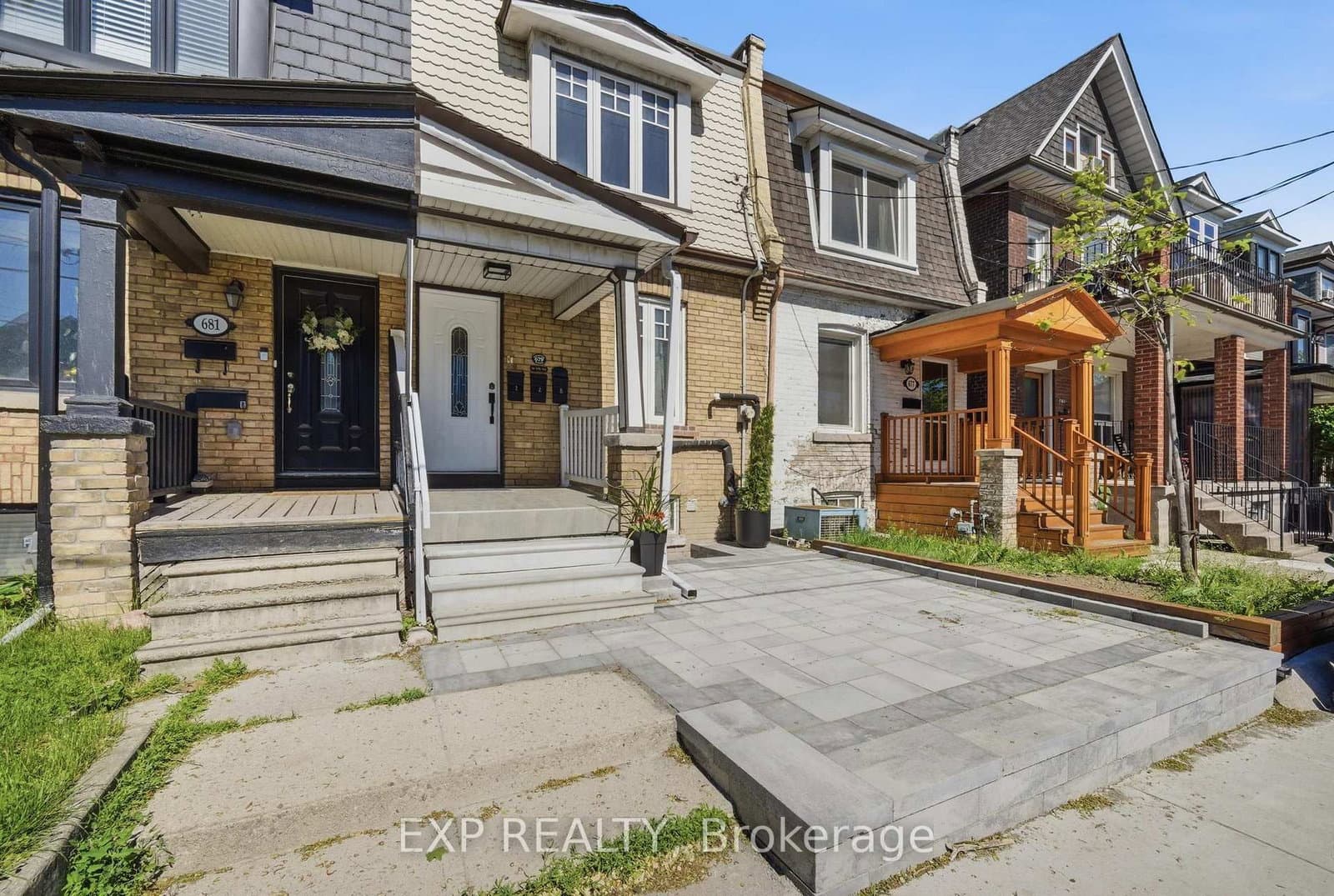 679 Ossington Avenue thumbnail 2