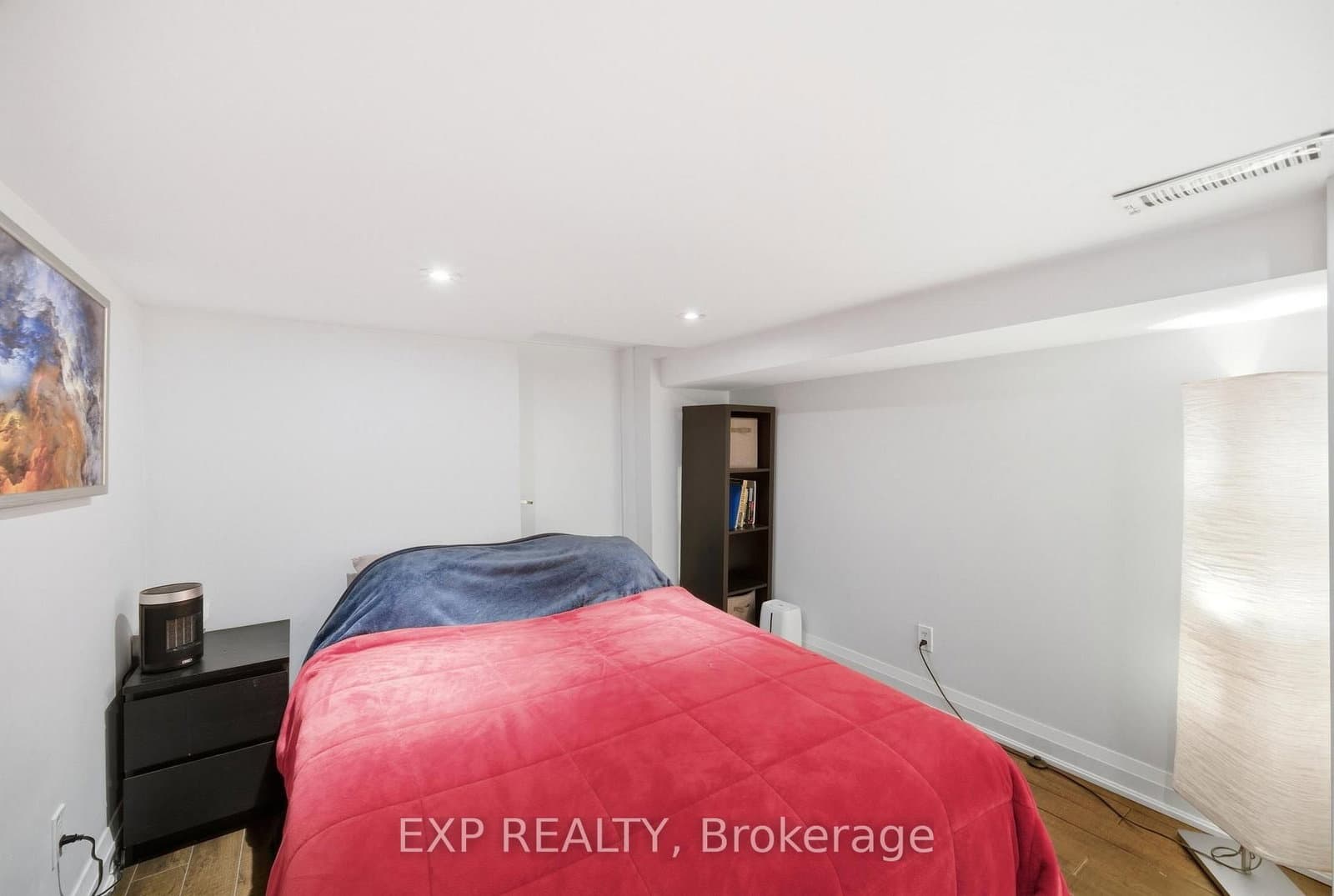 679 Ossington Avenue thumbnail 25