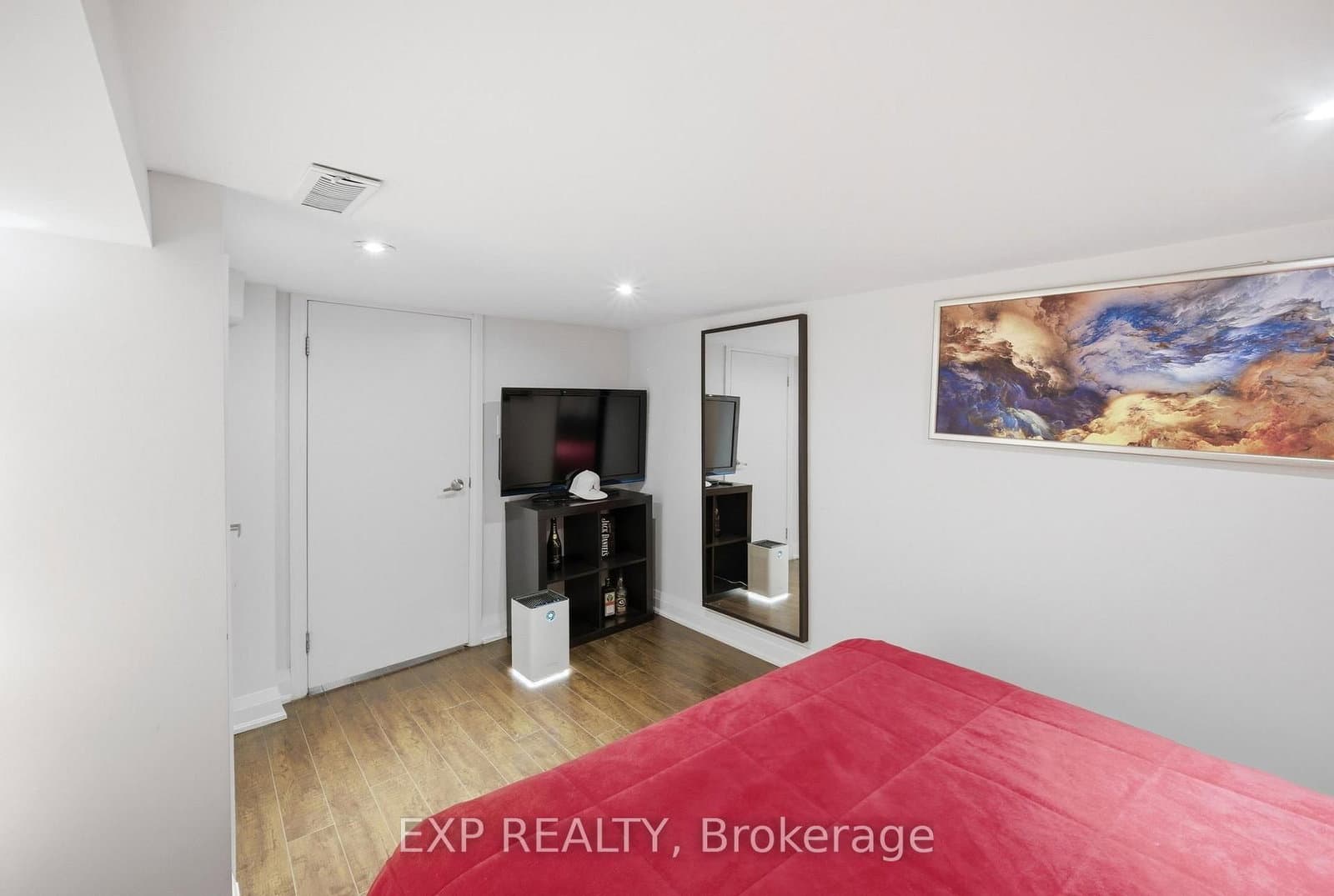 679 Ossington Avenue thumbnail 26