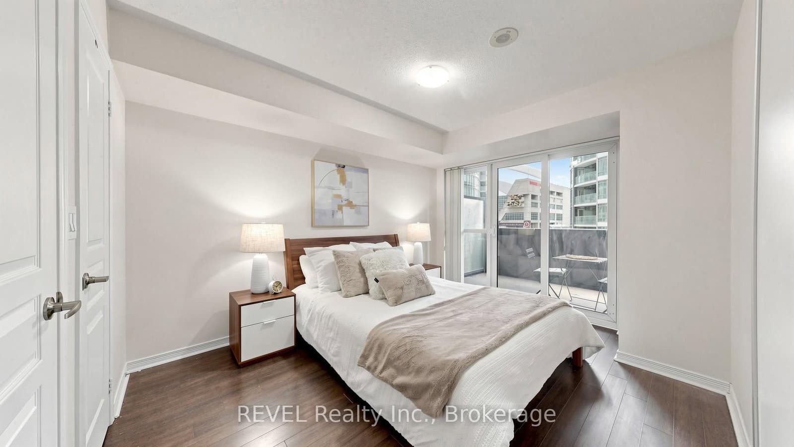 352 Front Street W, Unit 306 thumbnail 21