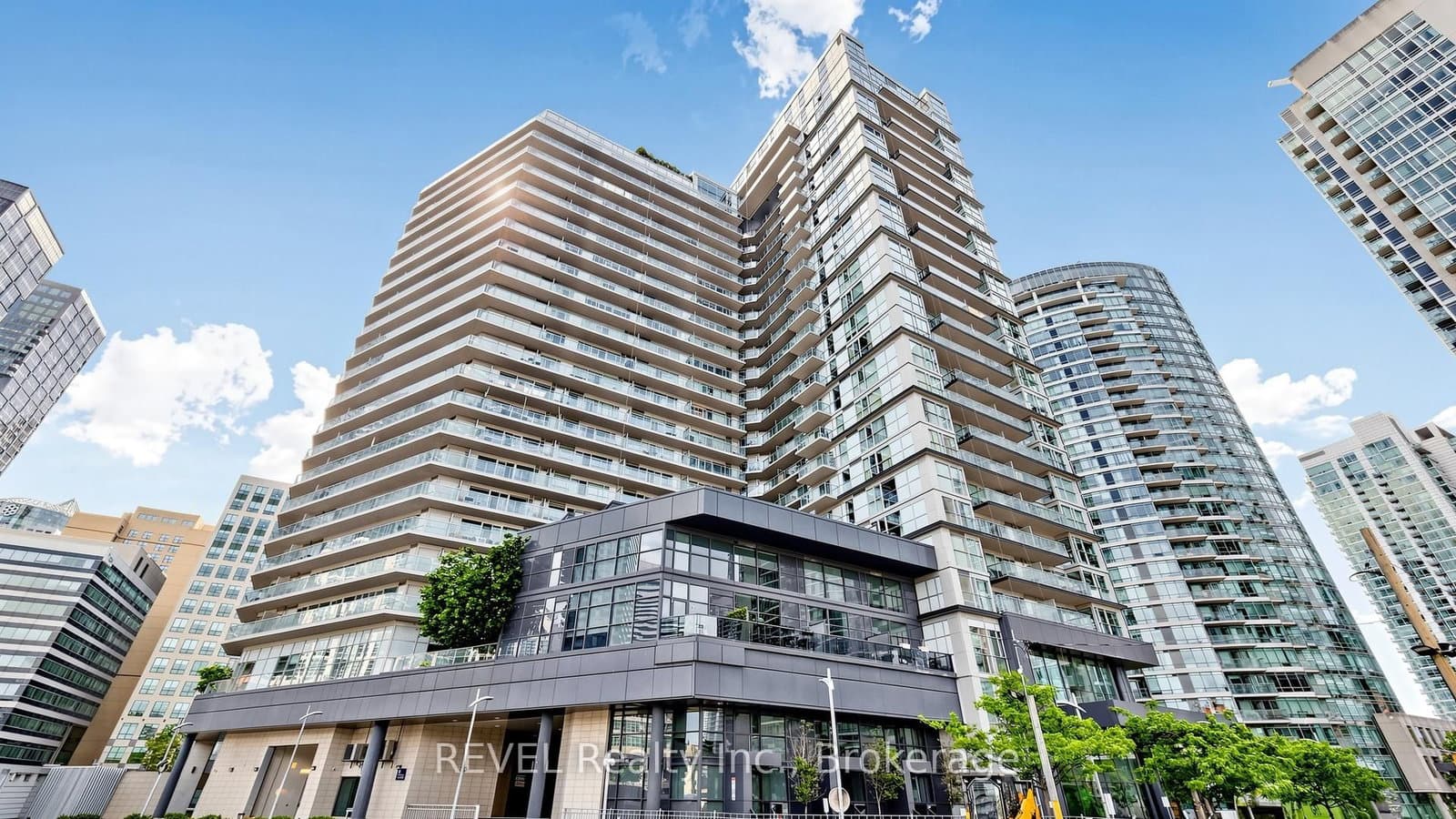 352 Front Street W, Unit 306 thumbnail 3
