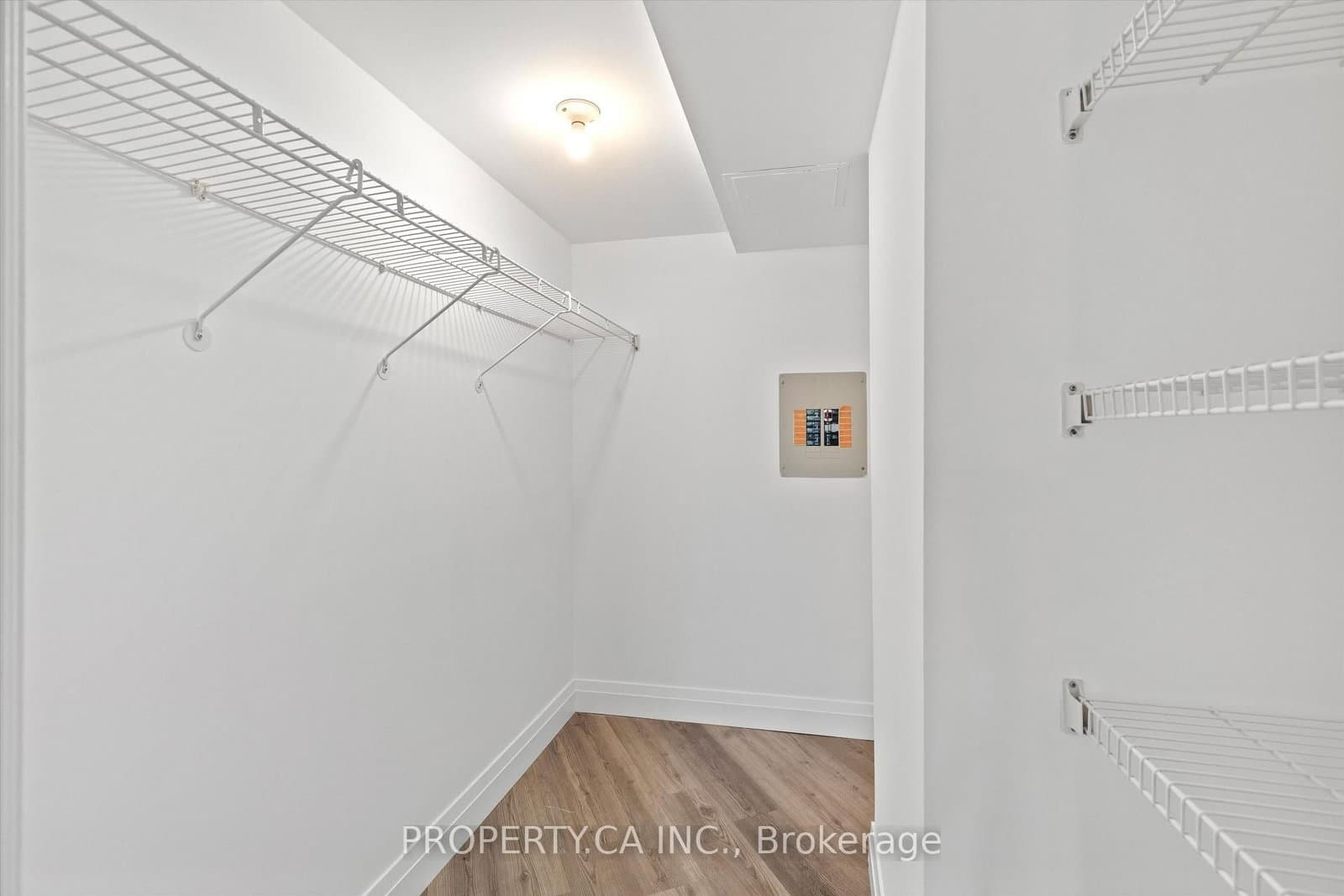 456 College Street, Unit 306 thumbnail 19
