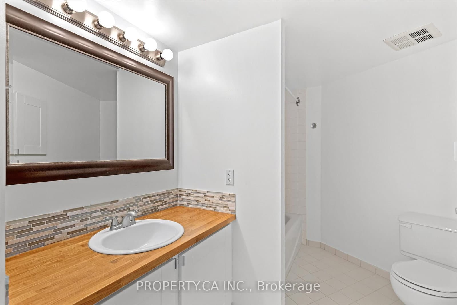 456 College Street, Unit 306 thumbnail 20