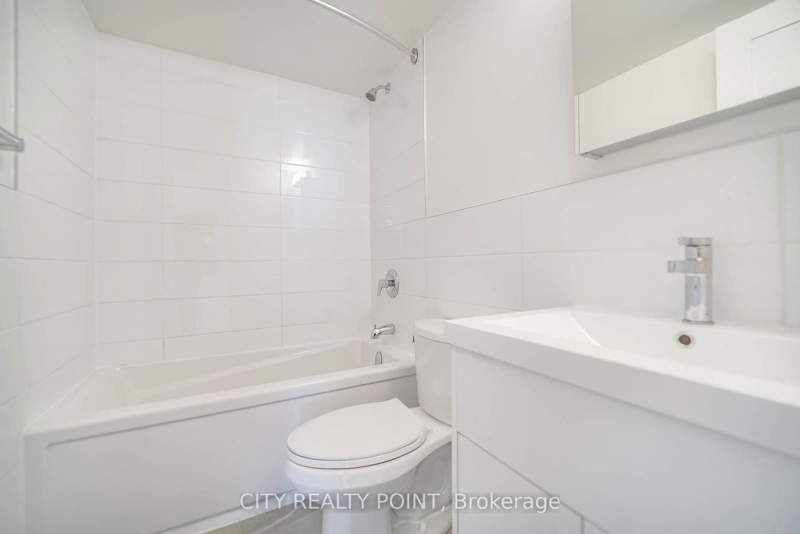 6200 Bathurst Street, Unit 310 thumbnail 22