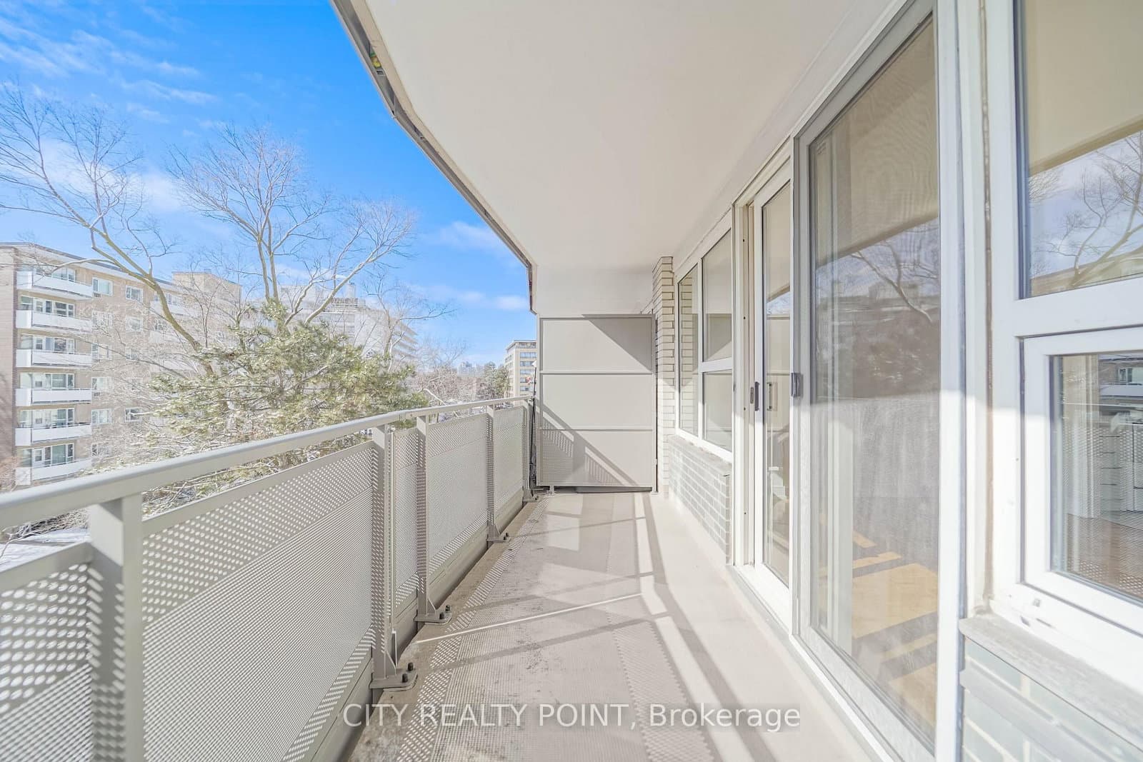 10 Shallmar Boulevard, Unit 203 thumbnail 10