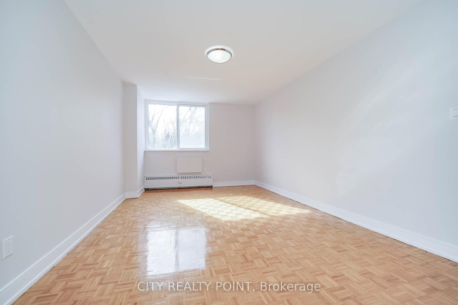 10 Shallmar Boulevard, Unit 203 thumbnail 13