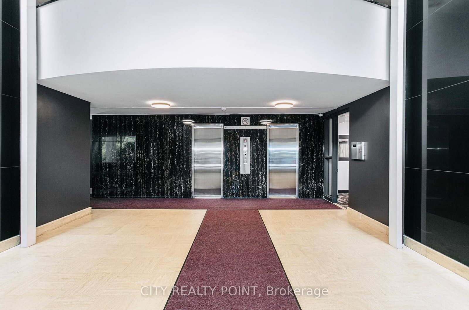 10 Shallmar Boulevard, Unit 203 thumbnail 23