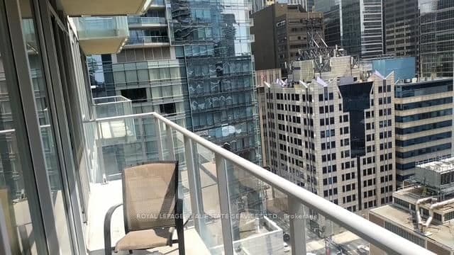 126 Simcoe Street, Unit 1609 thumbnail 9