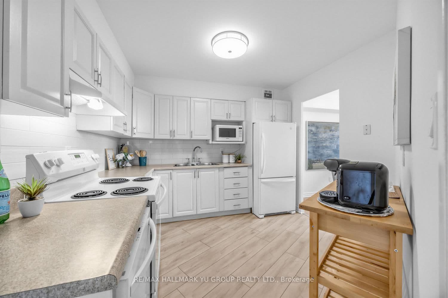 15 Vicora Linkway, Unit 401 thumbnail 9
