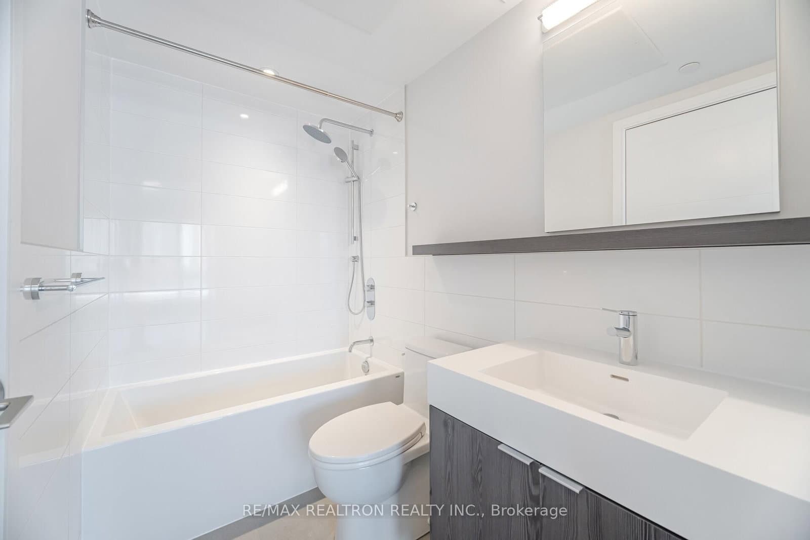 664 Spadina Avenue, Unit 1005 thumbnail 13