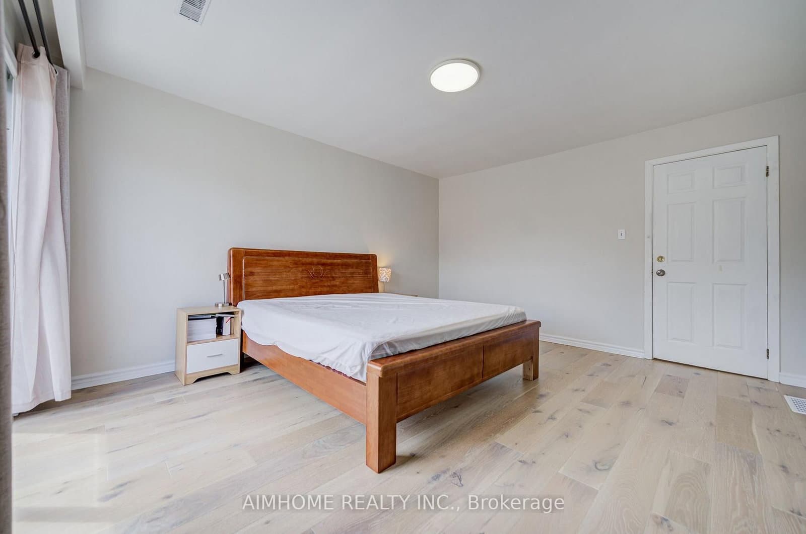 163 Chipwood Crescent thumbnail 19