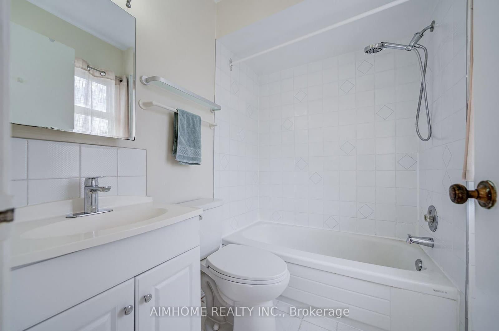 163 Chipwood Crescent thumbnail 21