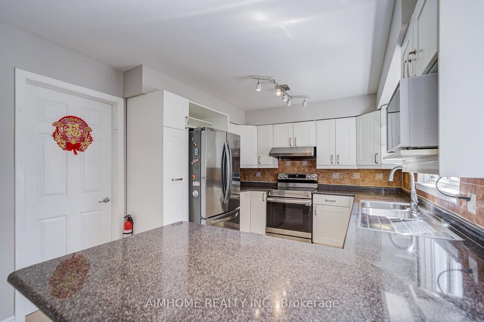 163 Chipwood Crescent thumbnail 9