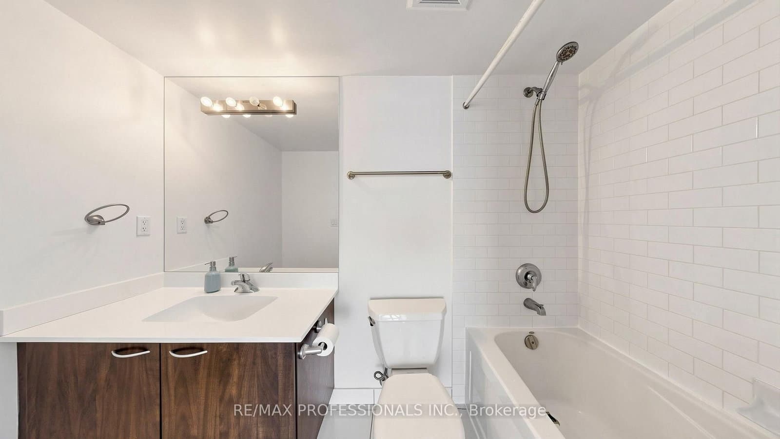22 Wellesley Street E, Unit 2008 thumbnail 20