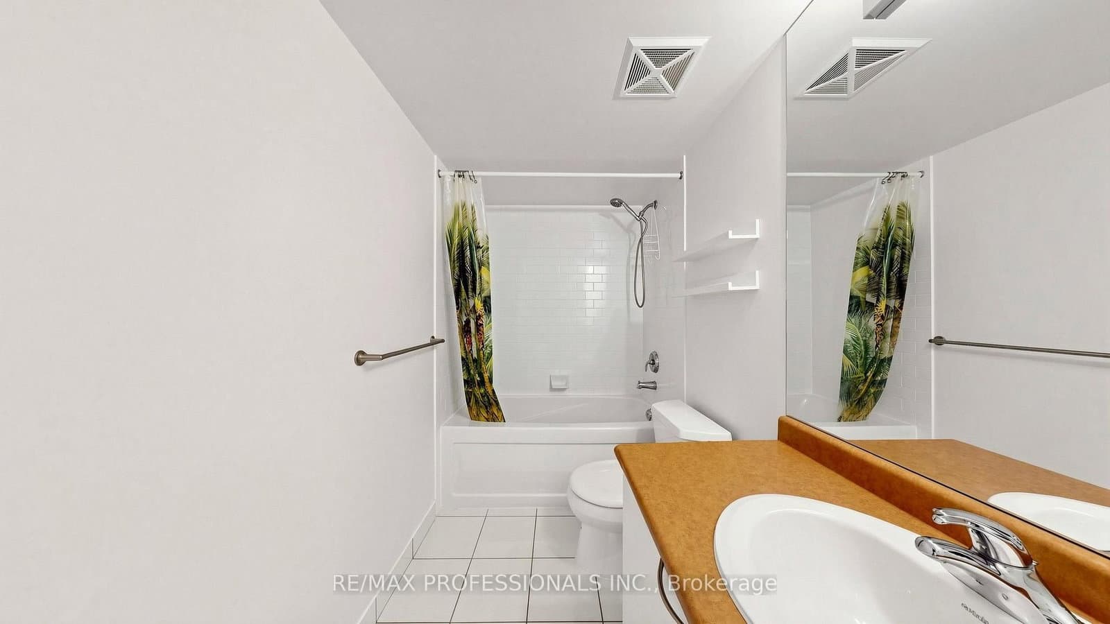 22 Wellesley Street E, Unit 2008 thumbnail 24