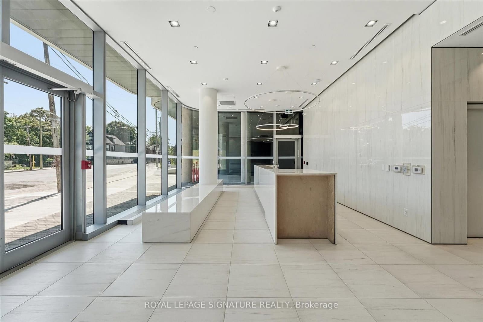 322 Dupont Street, Unit 1004 thumbnail 5