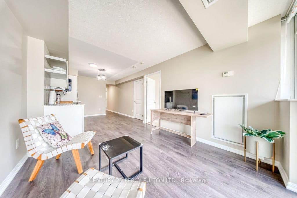400 Adelaide Street E, Unit 1107 thumbnail 17