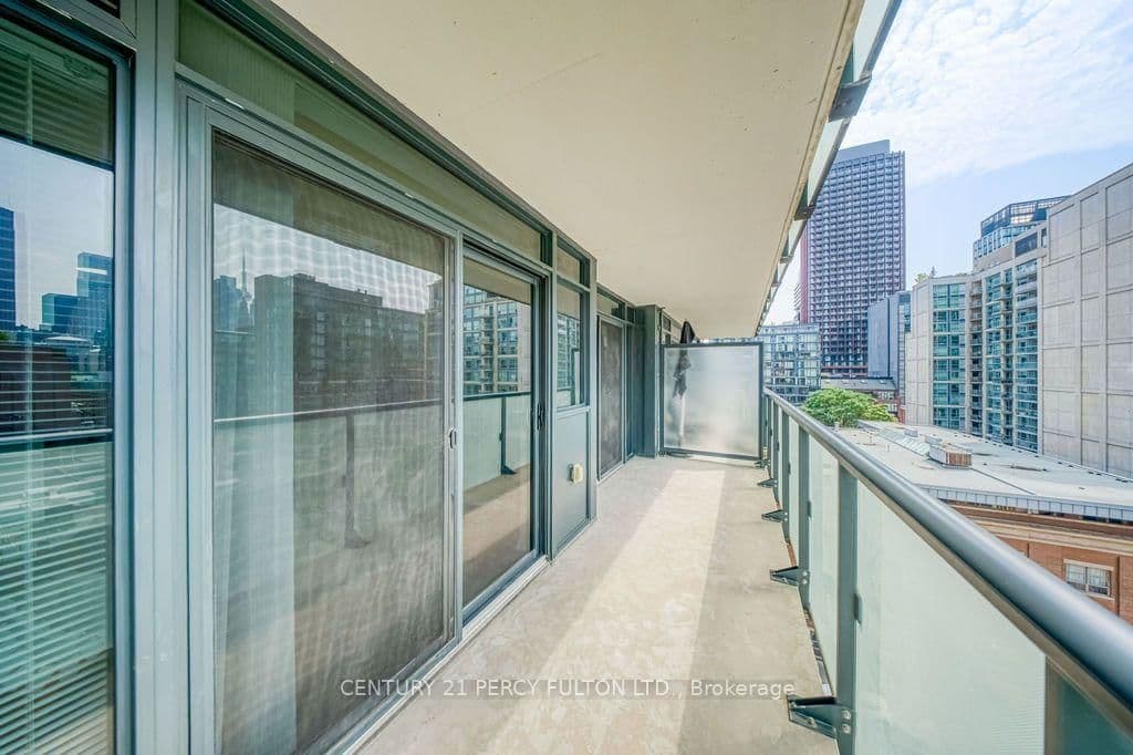400 Adelaide Street E, Unit 1107 thumbnail 25